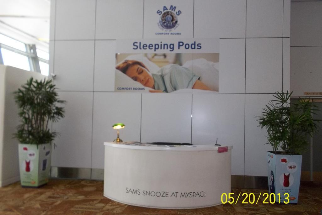 Sams Snooze At My Space Neu-Delhi Exterior foto