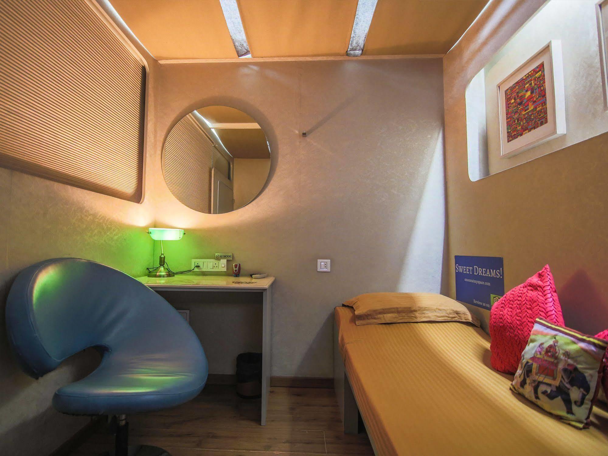 Sams Snooze At My Space Neu-Delhi Exterior foto