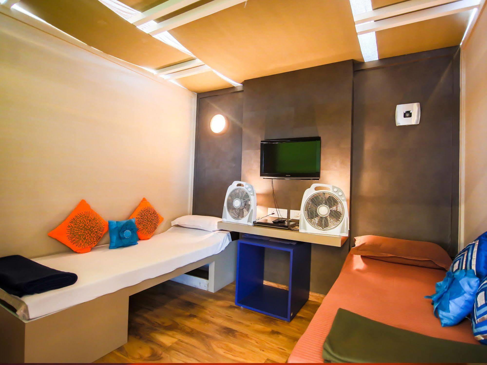Sams Snooze At My Space Neu-Delhi Exterior foto